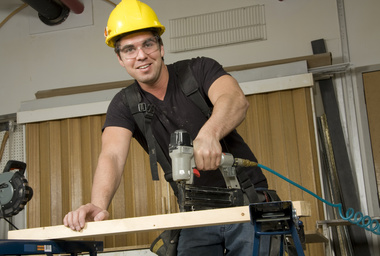 How to Hire a Home Contractor: Tips and Best Practices